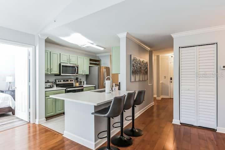 EQUESTRIAN PARC AT HIGHWOODS P - Residential Lease