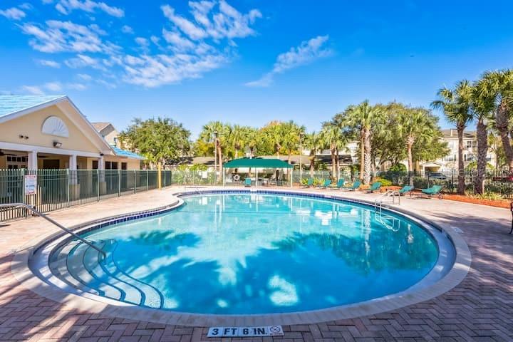 EQUESTRIAN PARC AT HIGHWOODS P - Residential Lease