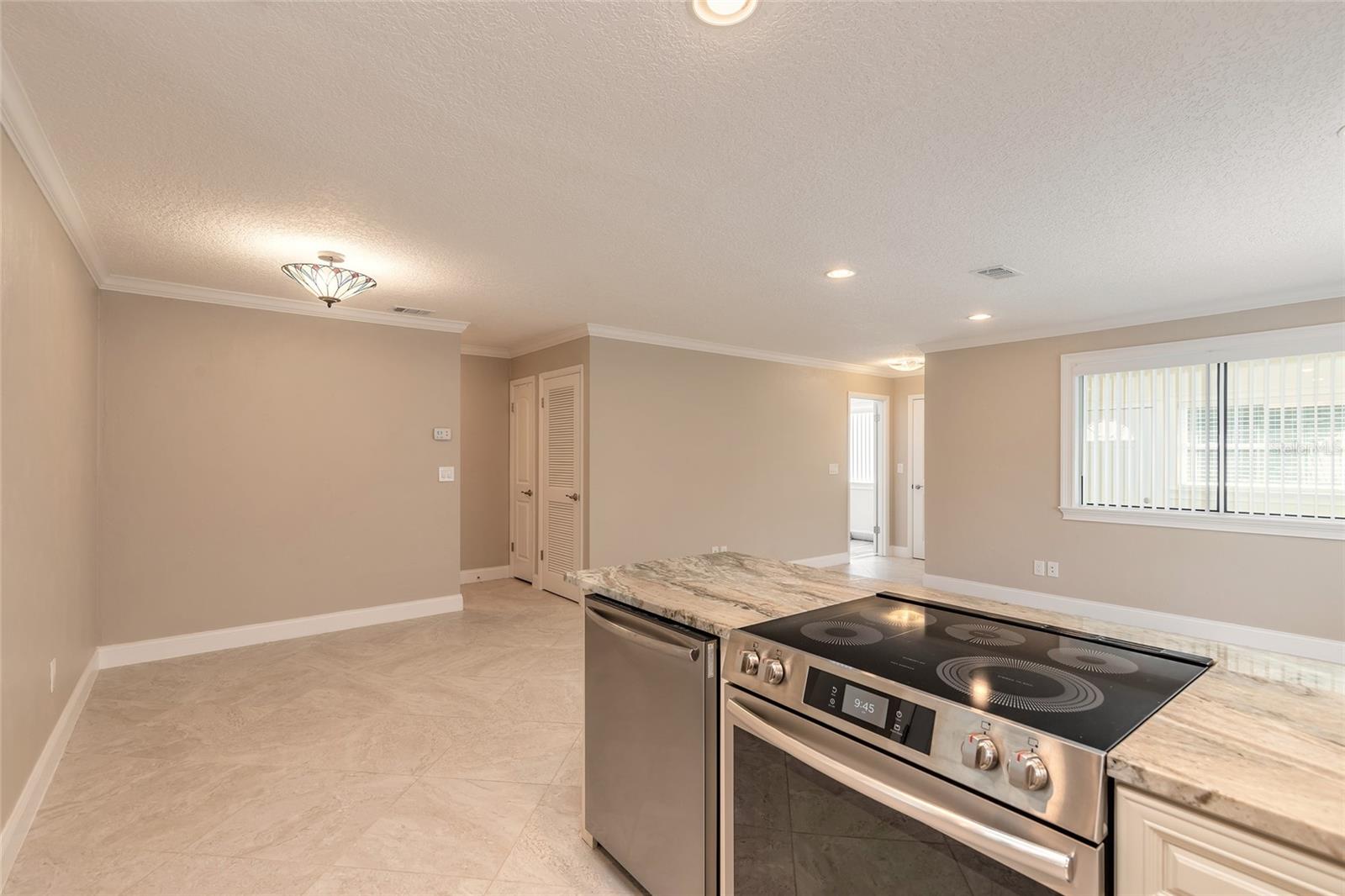 SUMMER TREES UNIT 01 - Residential