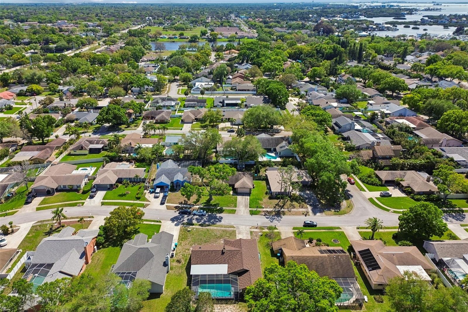 HIDDEN LAKE - Residential