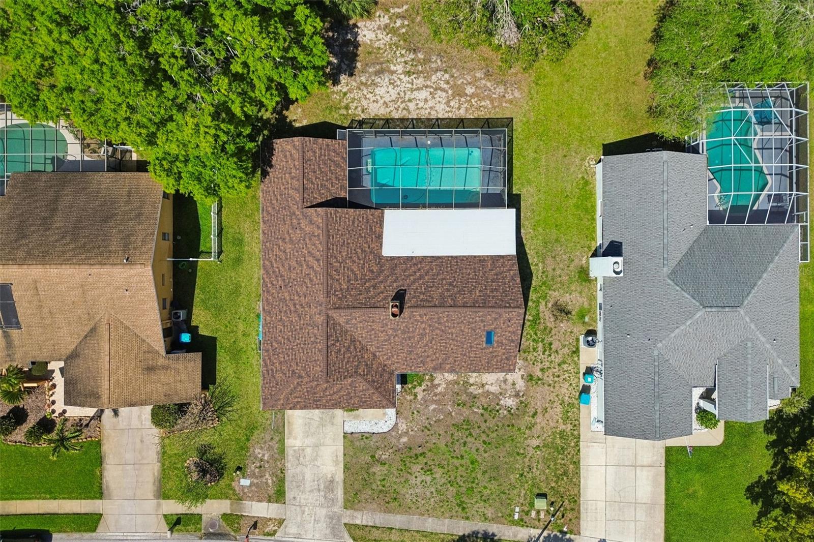 HIDDEN LAKE - Residential