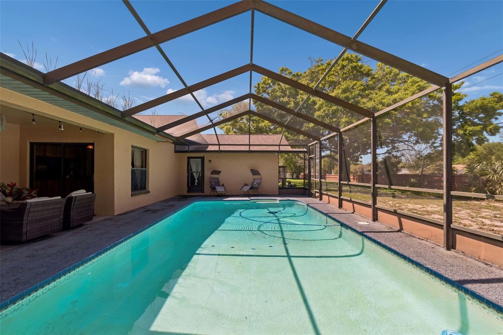 HIDDEN LAKE - Residential