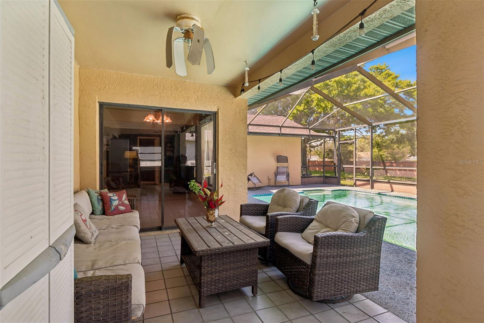 HIDDEN LAKE - Residential