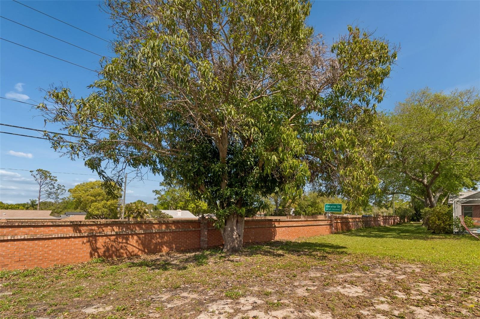 HIDDEN LAKE - Residential