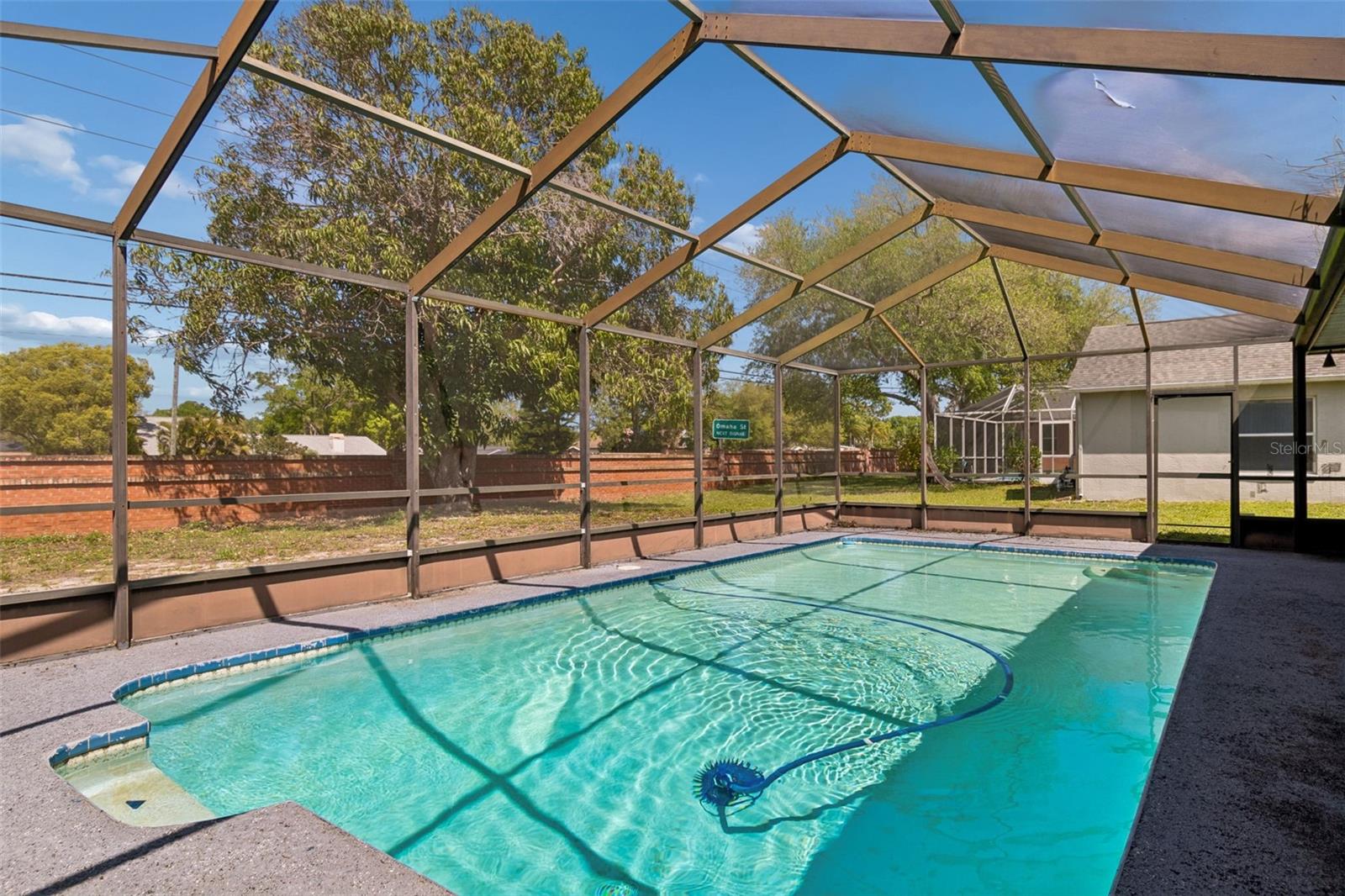 HIDDEN LAKE - Residential