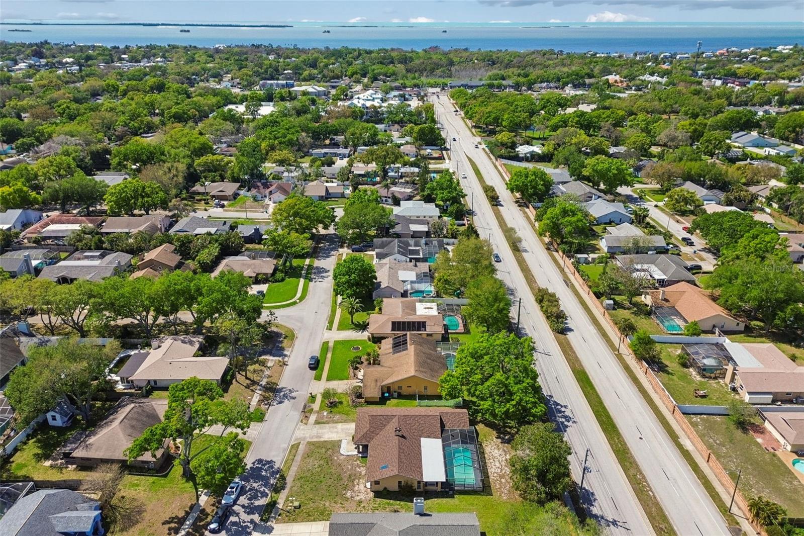 HIDDEN LAKE - Residential
