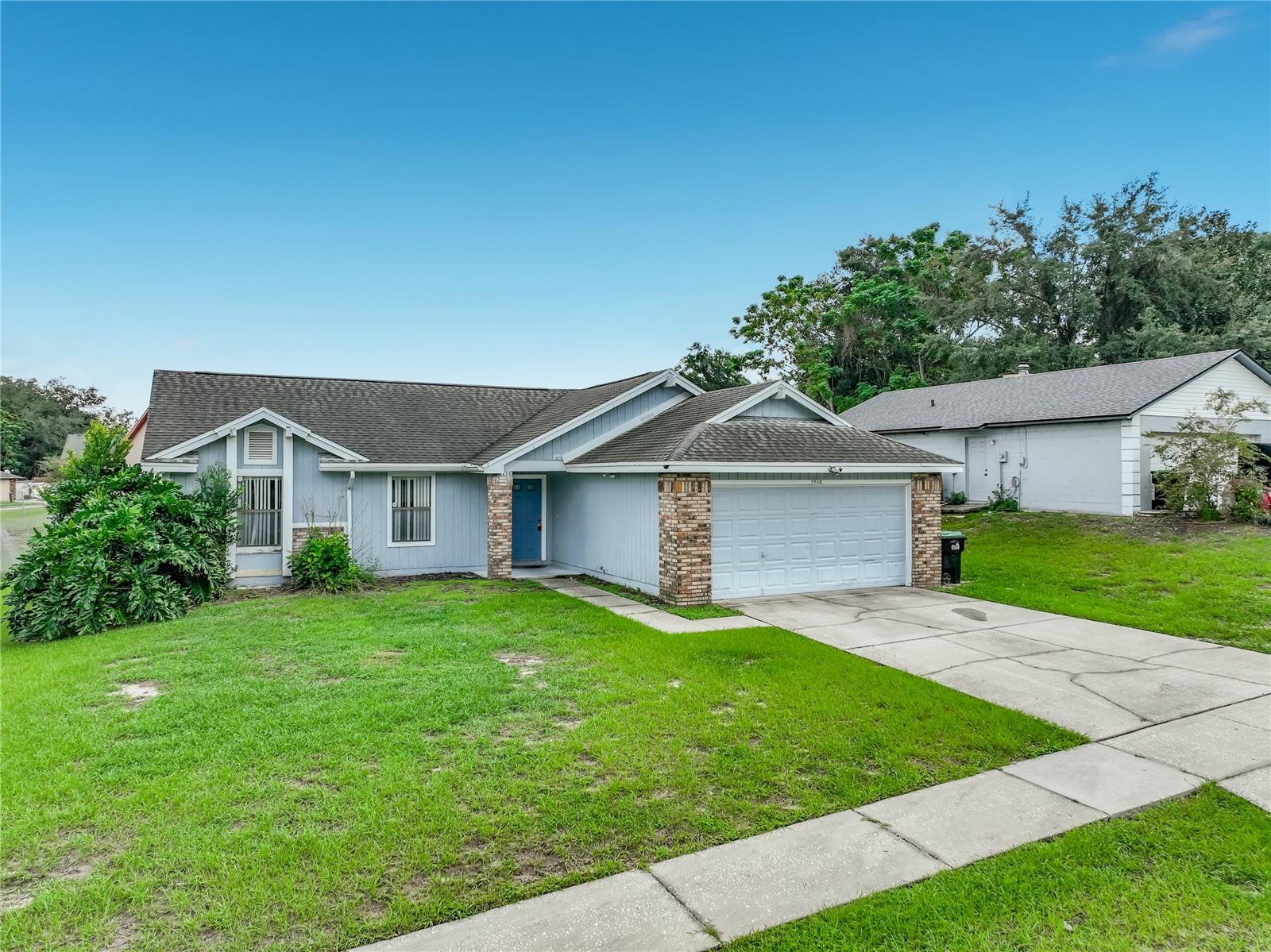 2943 ROUNDABOUT LANE