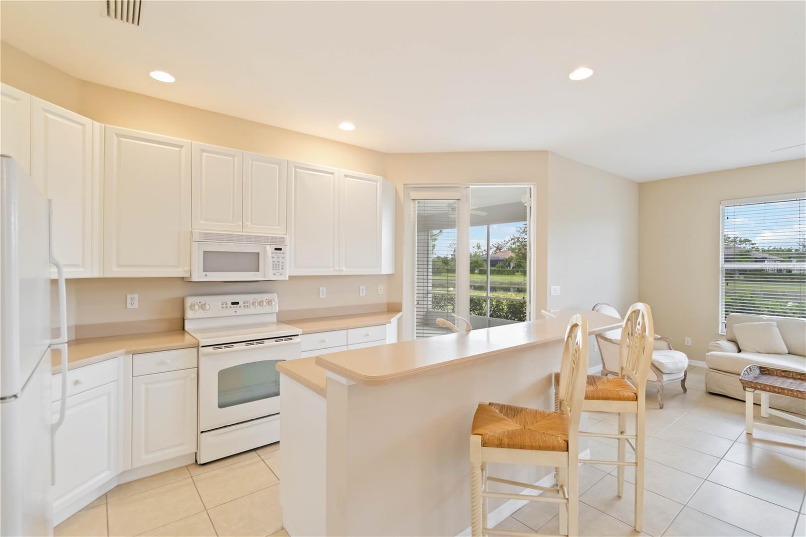 LAKESIDE PLANTATION - Residential