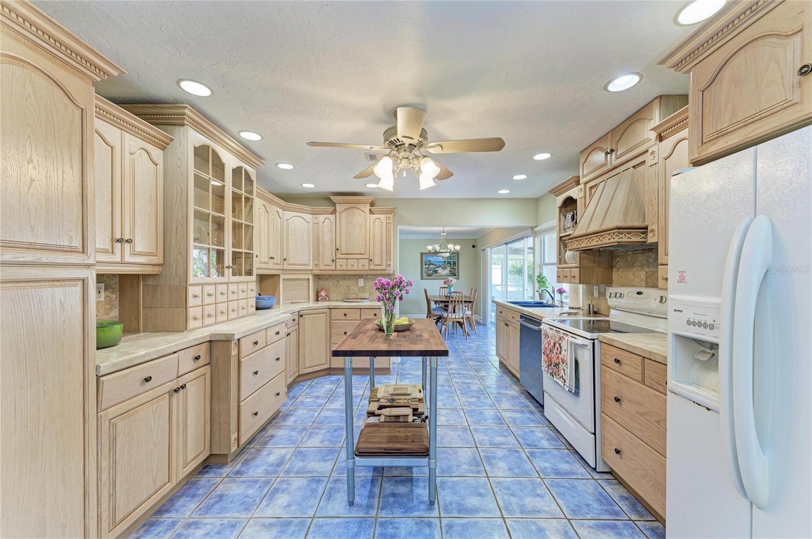 BAYSHORE - Residential