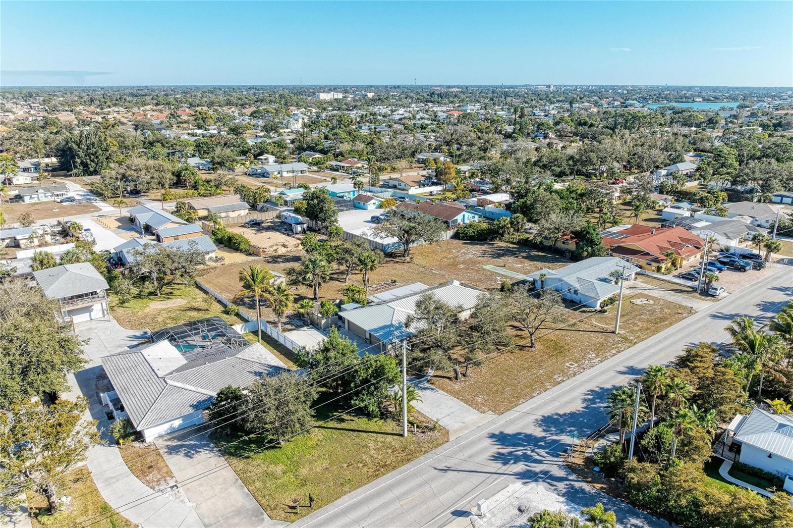 BAYSHORE - Residential