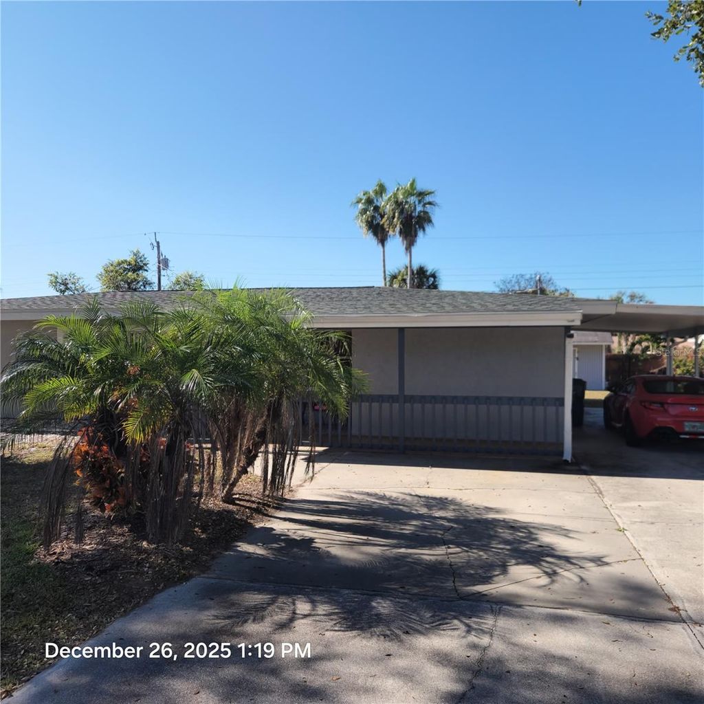 Photo of 524 Sarabay Road, Osprey, FL 34229 (MLS # A4676179)