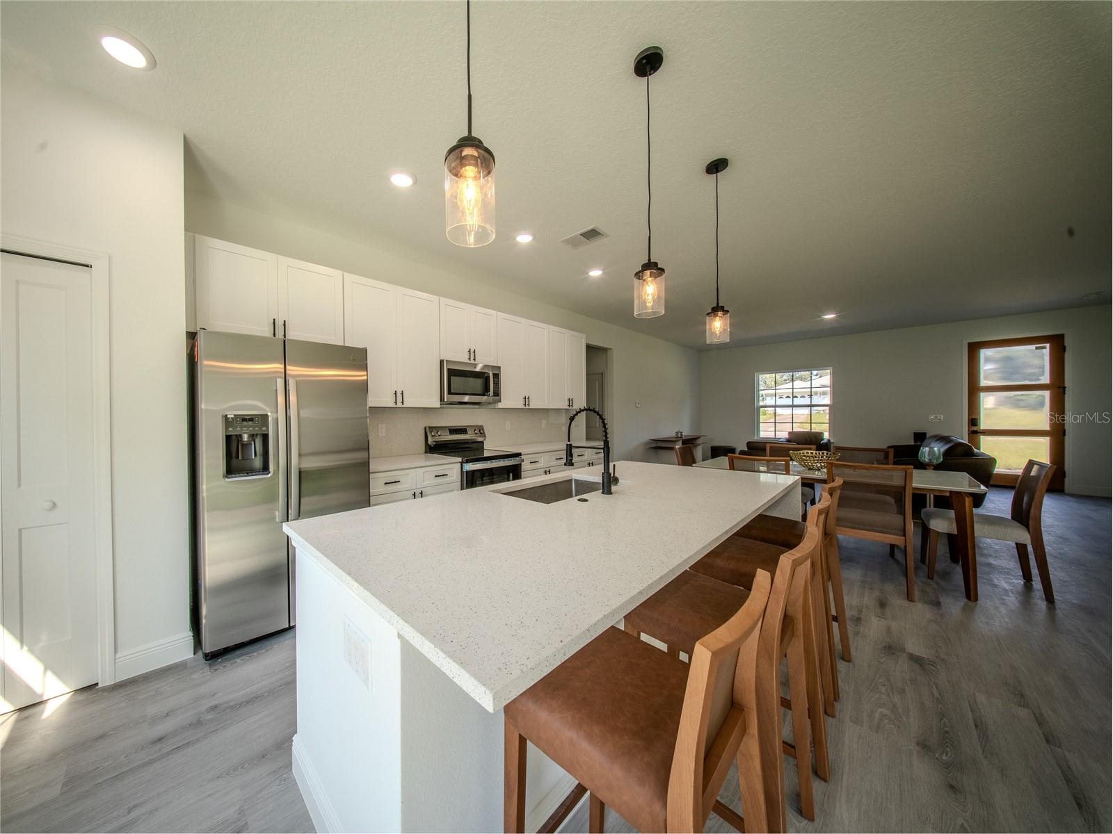 MARION OAKS UN 01 - Residential Lease