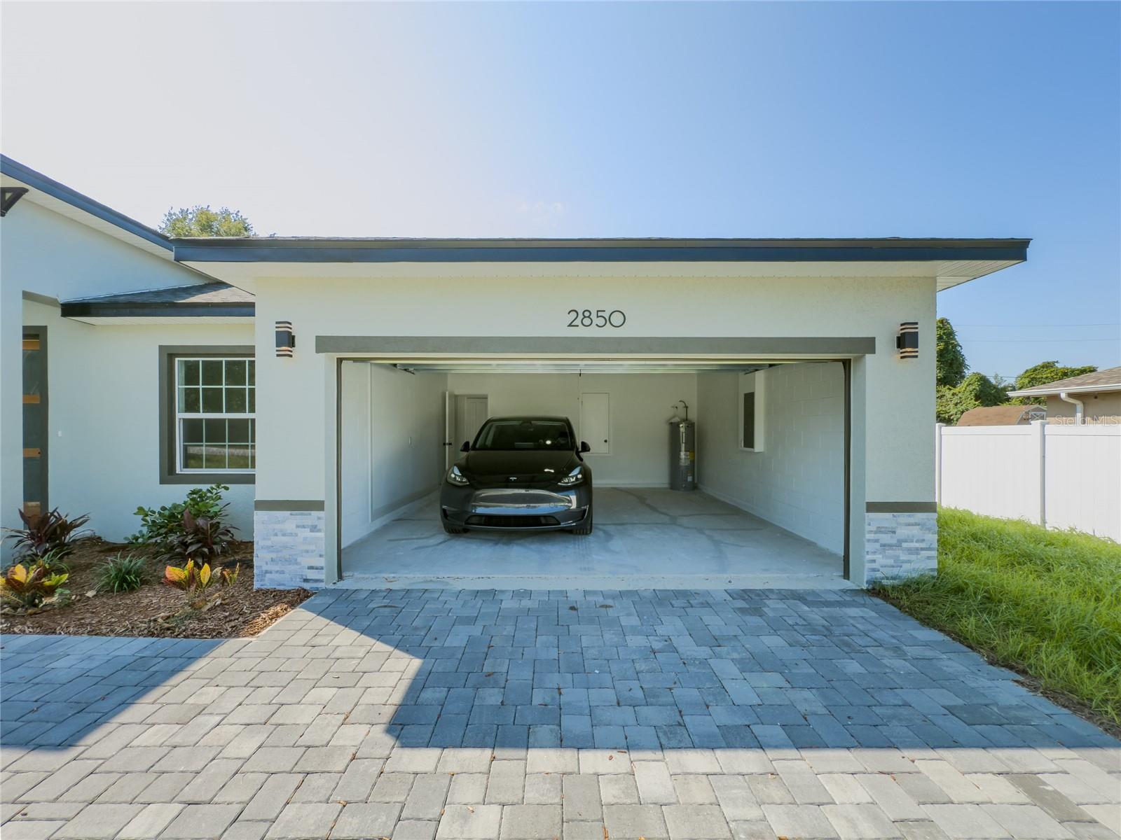 MARION OAKS UN 01 - Residential Lease