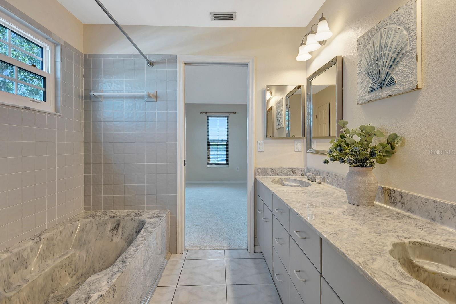 GULF & BAY ESTATES BLOCKS 4-7 - Residential