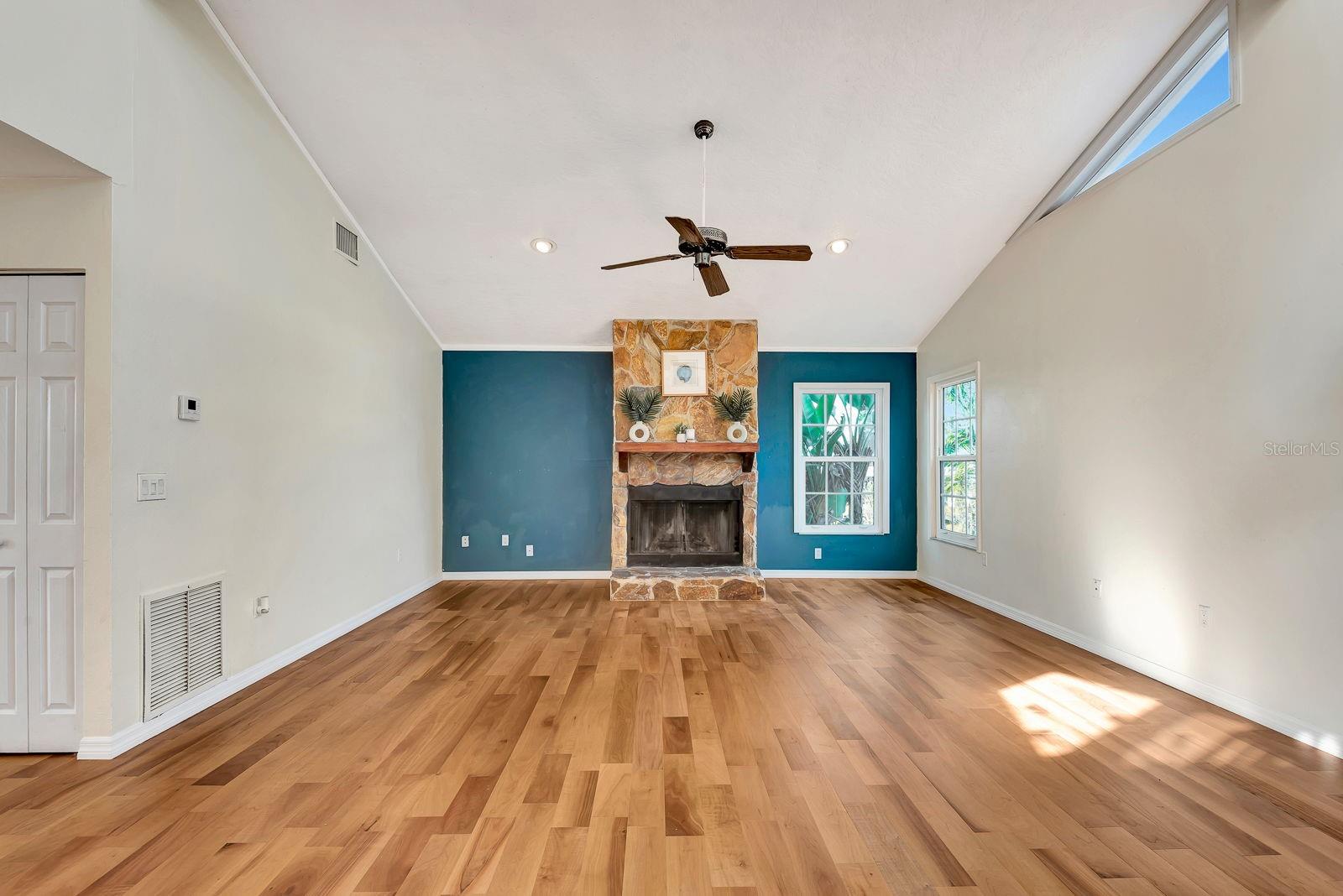 GULF & BAY ESTATES BLOCKS 4-7 - Residential