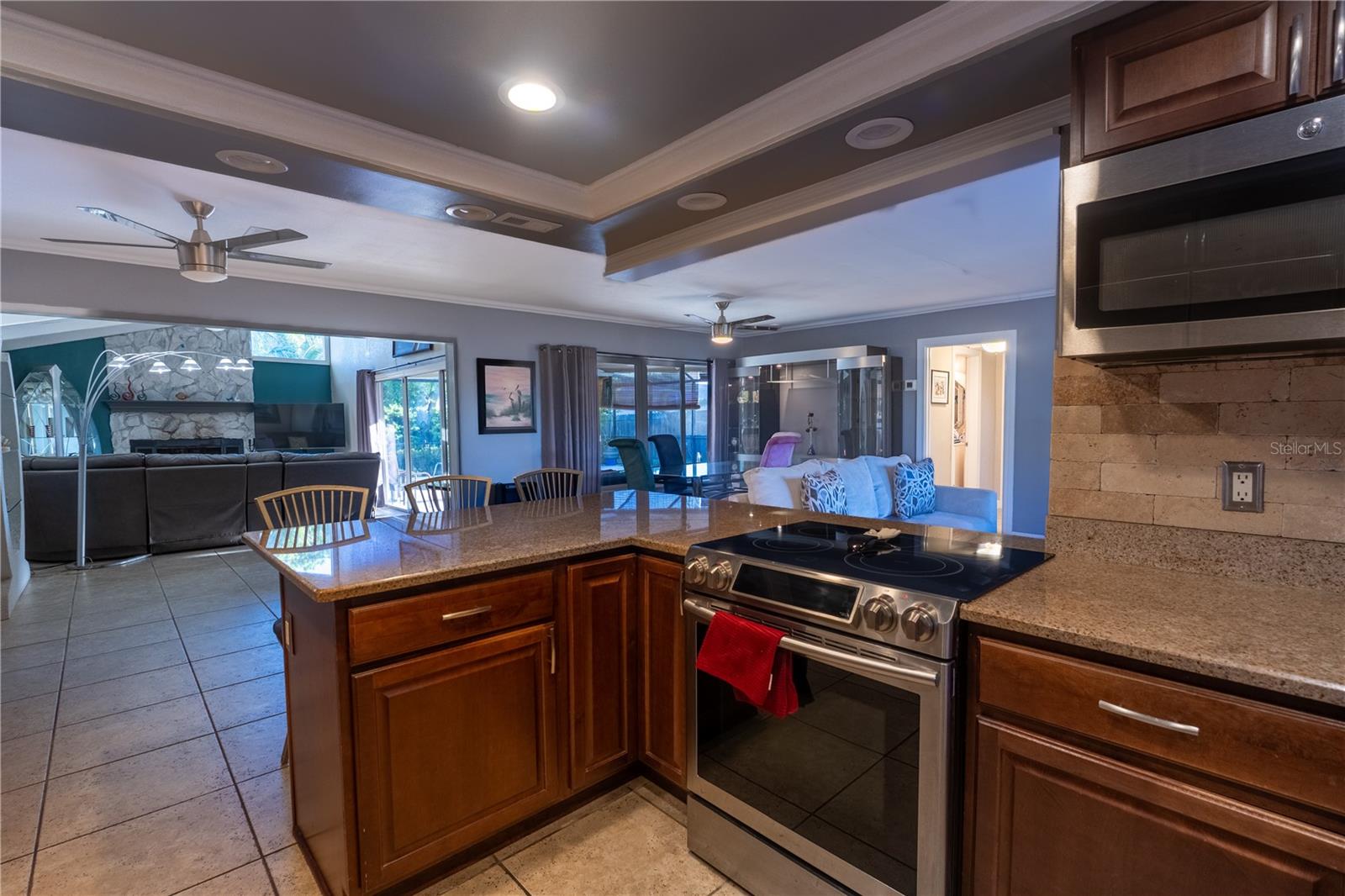 BELLEAIR HEIGHTS - Residential