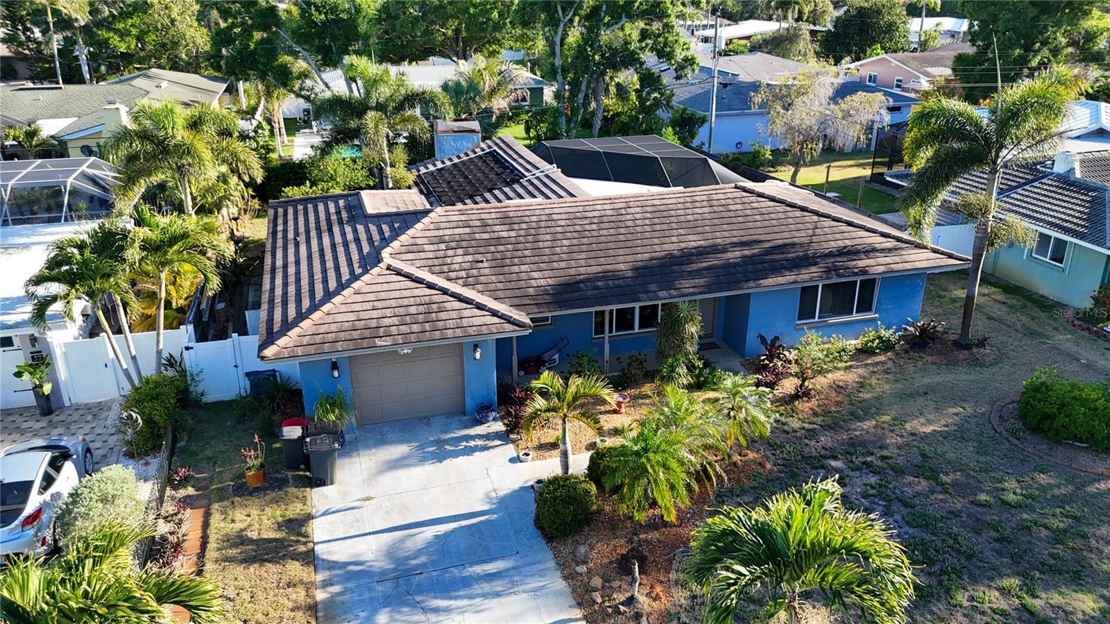 BELLEAIR HEIGHTS - Residential