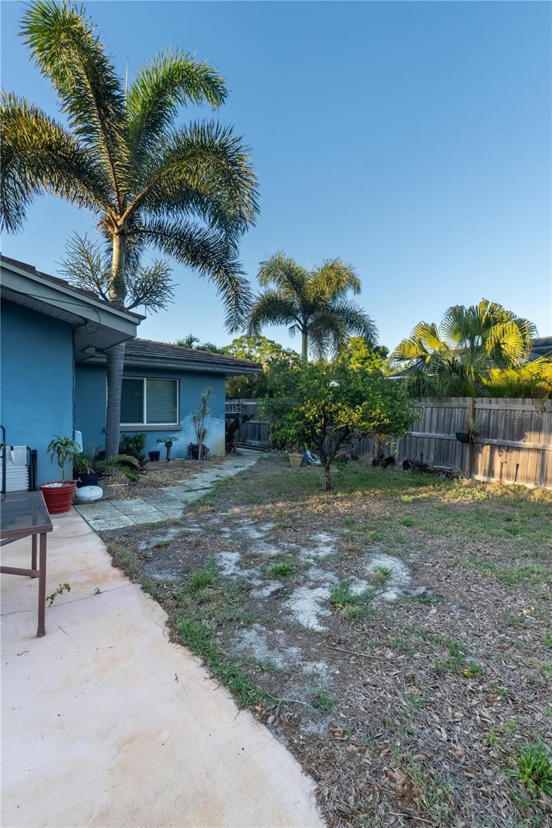 BELLEAIR HEIGHTS - Residential