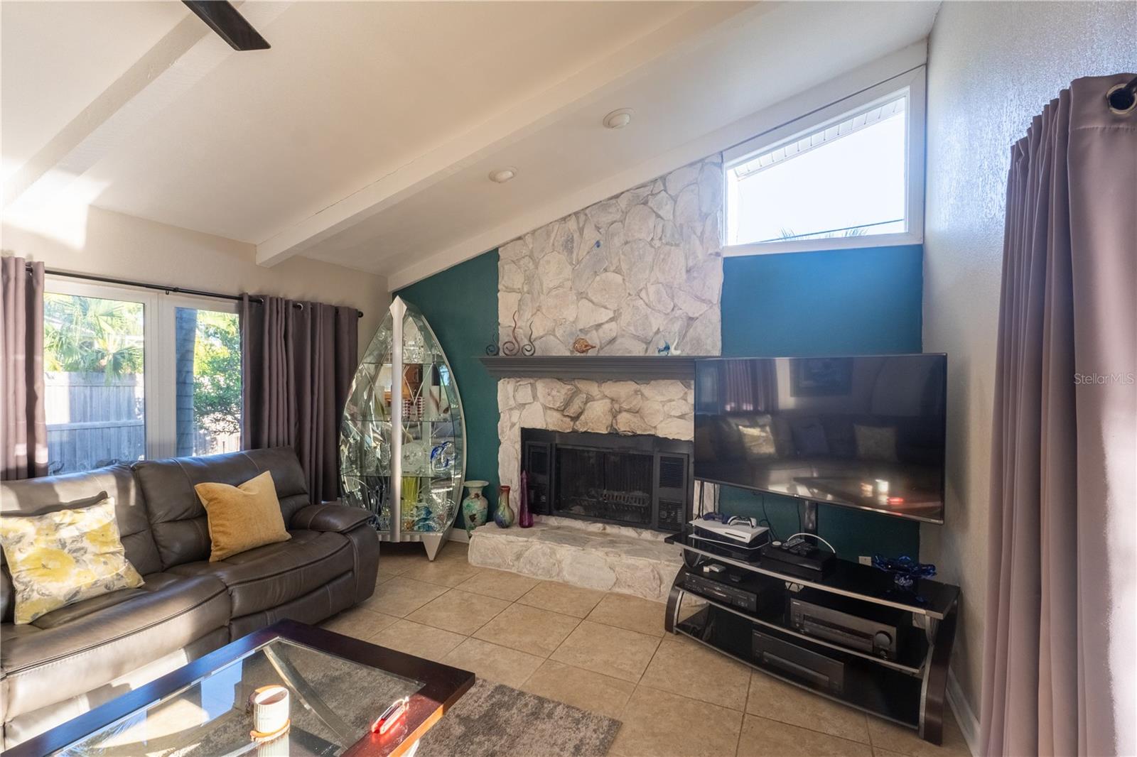 BELLEAIR HEIGHTS - Residential