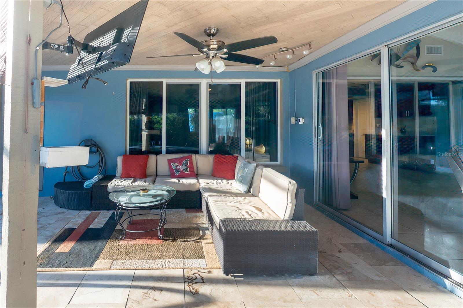 BELLEAIR HEIGHTS - Residential