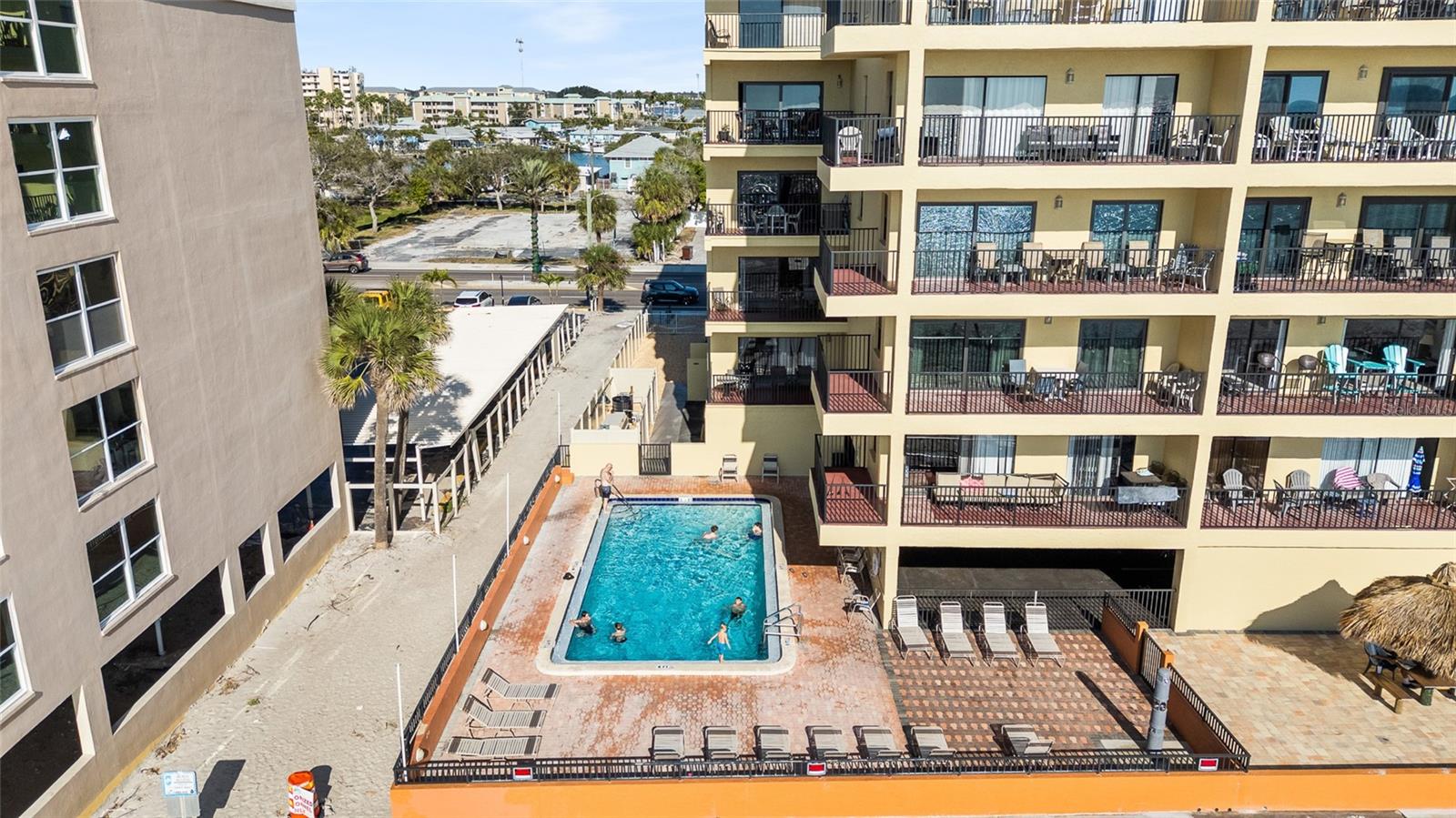 LAS BRISAS OF MADEIRA CONDO - Residential