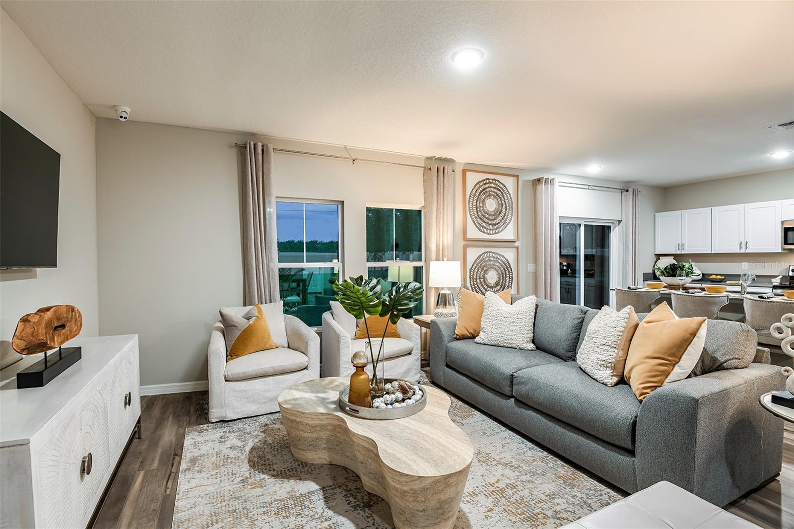 SCENIC TERRACE - Residential