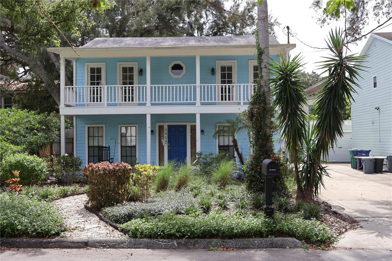 OAKELLARS - Residential Lease