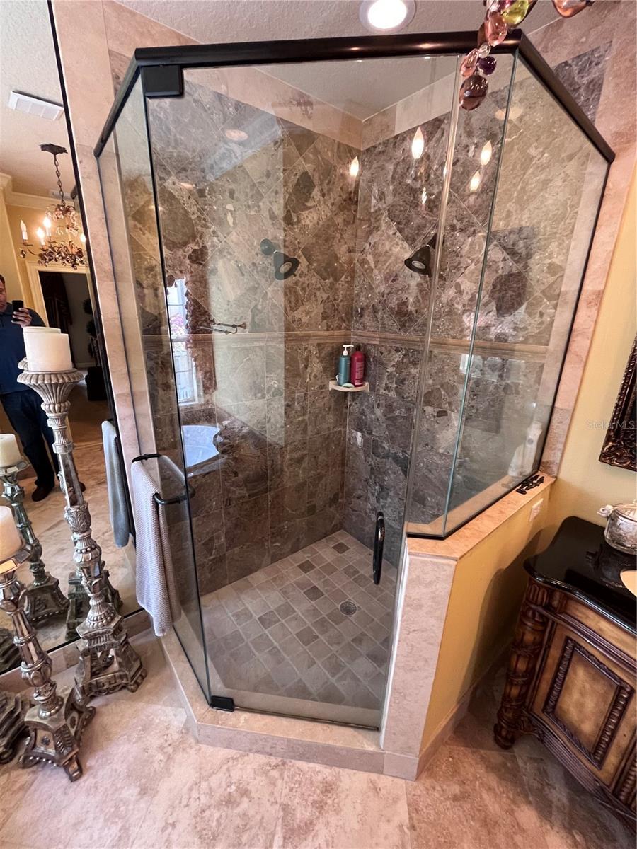 LYNN HAVEN - Residential Lease