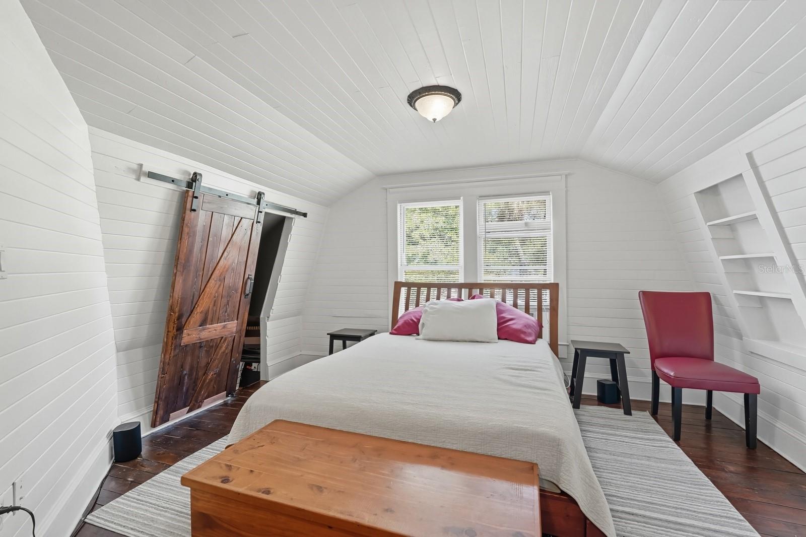 KINGSTON - Residential