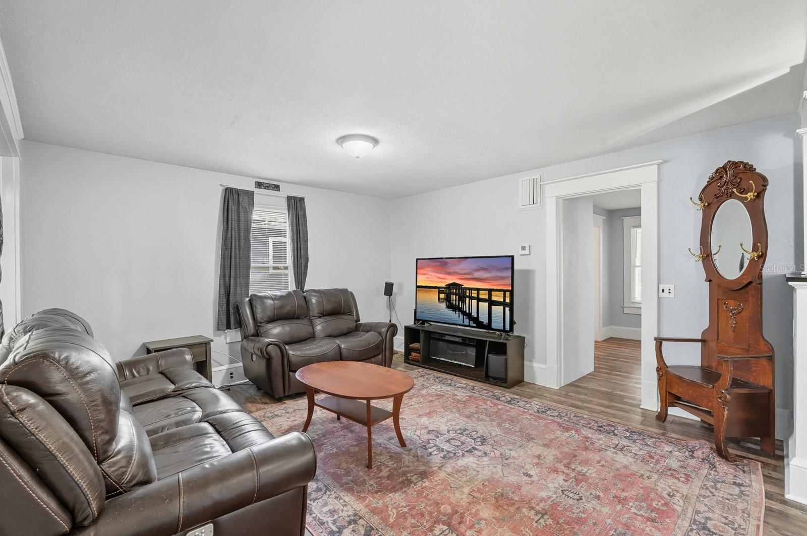 KINGSTON - Residential