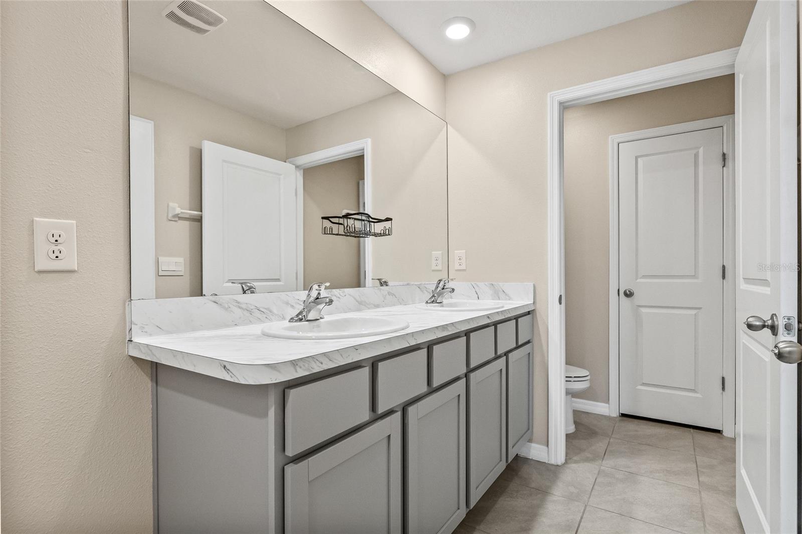 CREEK PRESERVE PH 1 6 7 & 8 - Residential Lease