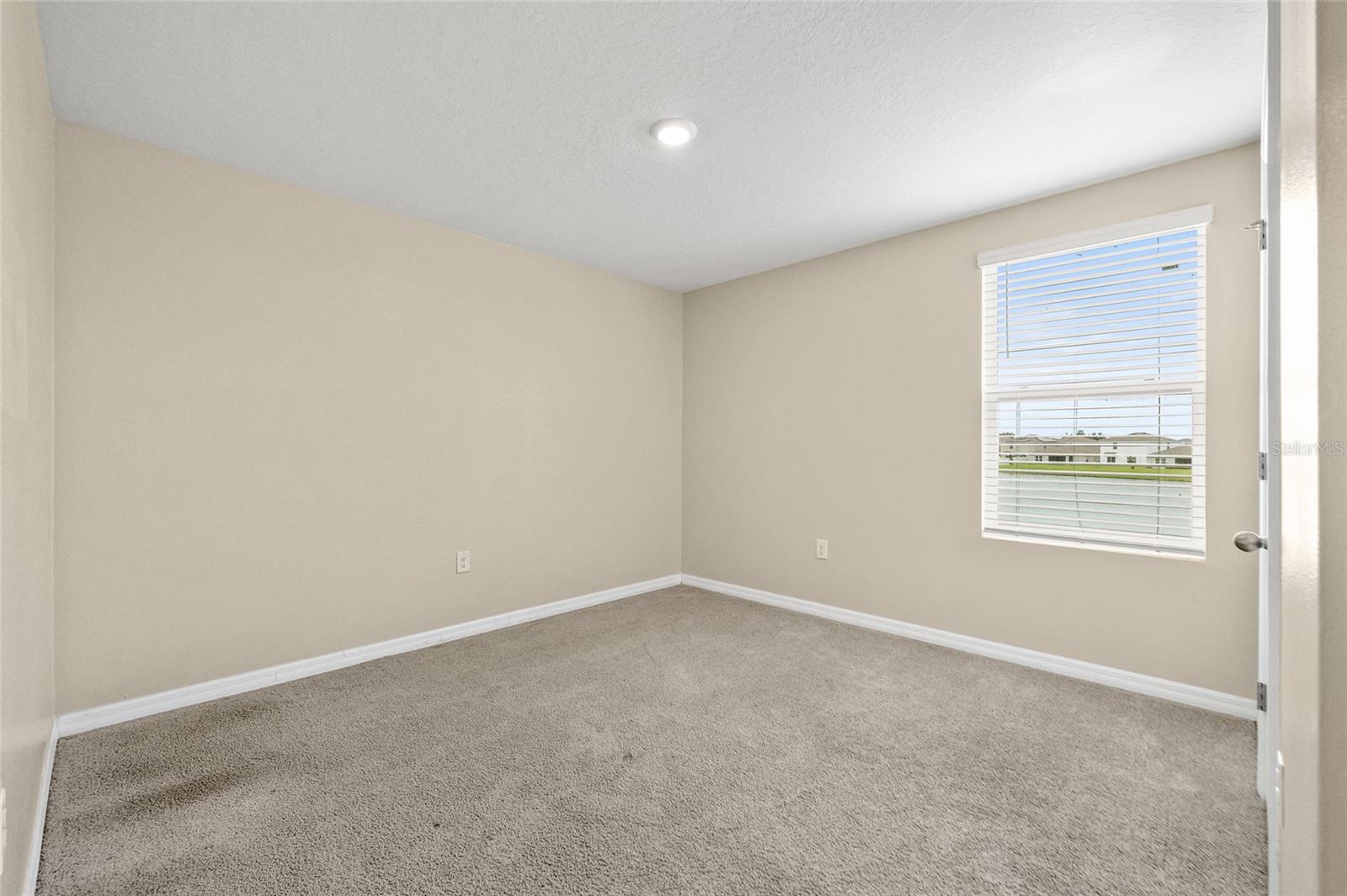 CREEK PRESERVE PH 1 6 7 & 8 - Residential Lease