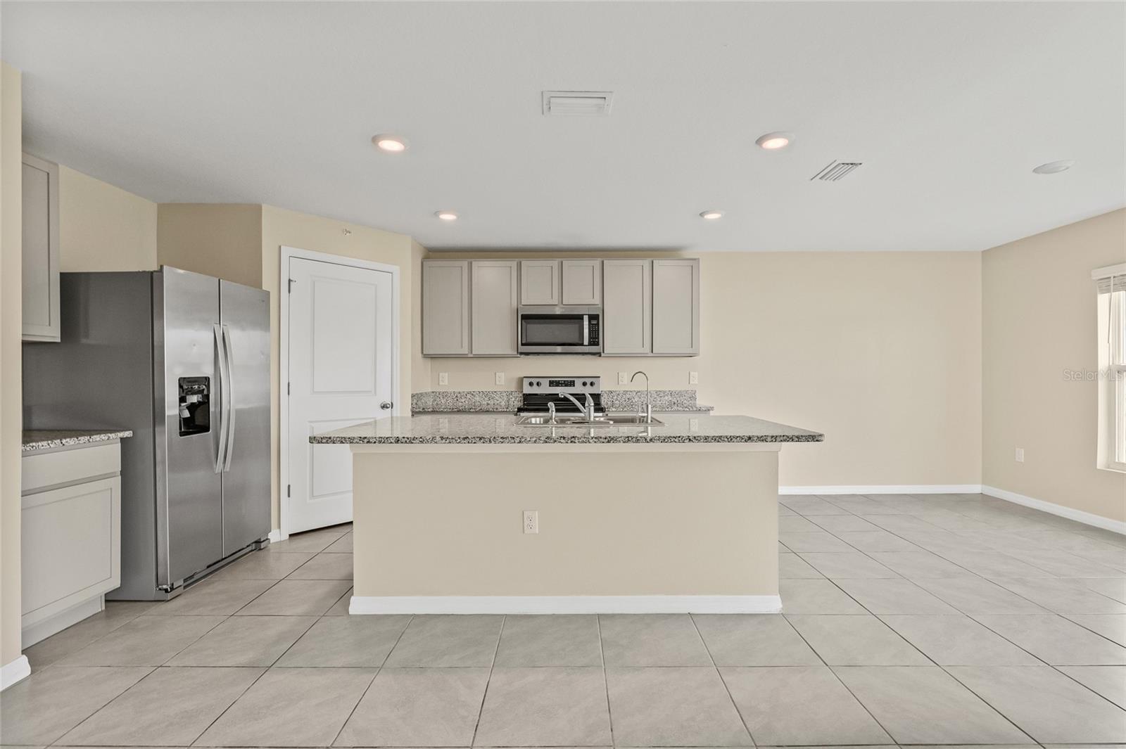 CREEK PRESERVE PH 1 6 7 & 8 - Residential Lease