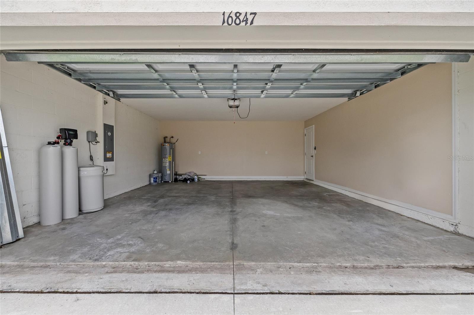 CREEK PRESERVE PH 1 6 7 & 8 - Residential Lease