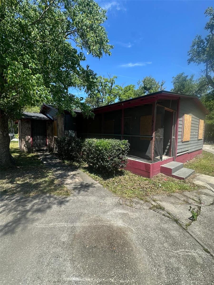 GLEN OAK - Residential