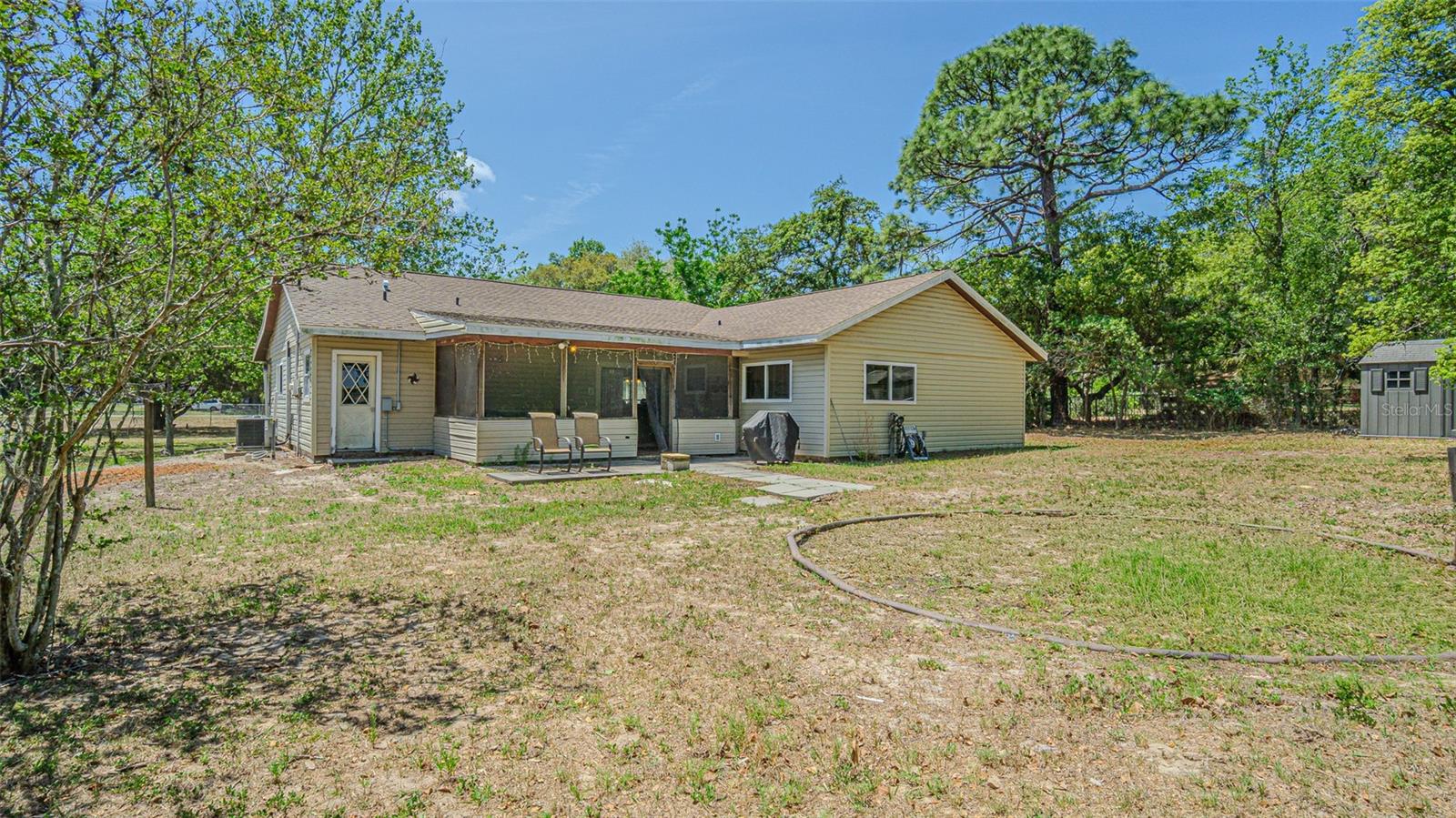 LEISURE HILLS - Residential