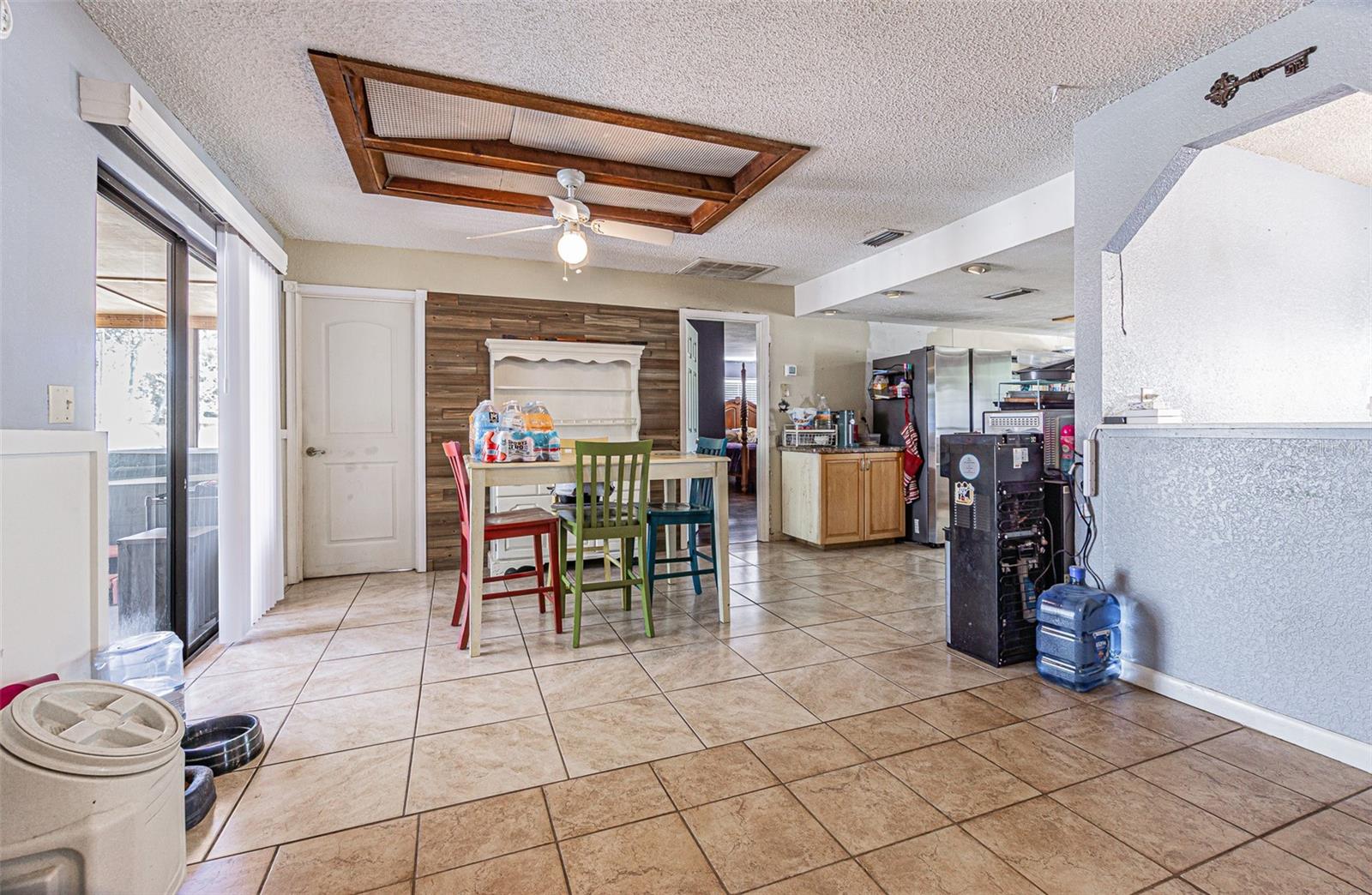 LEISURE HILLS - Residential