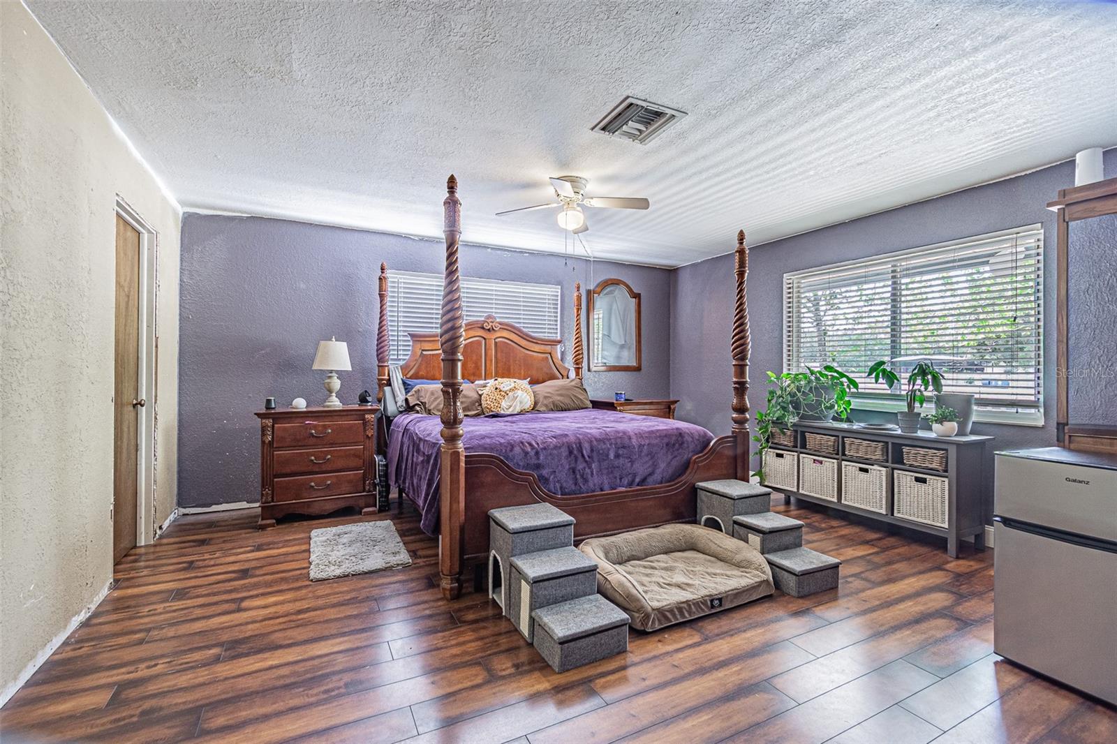 LEISURE HILLS - Residential