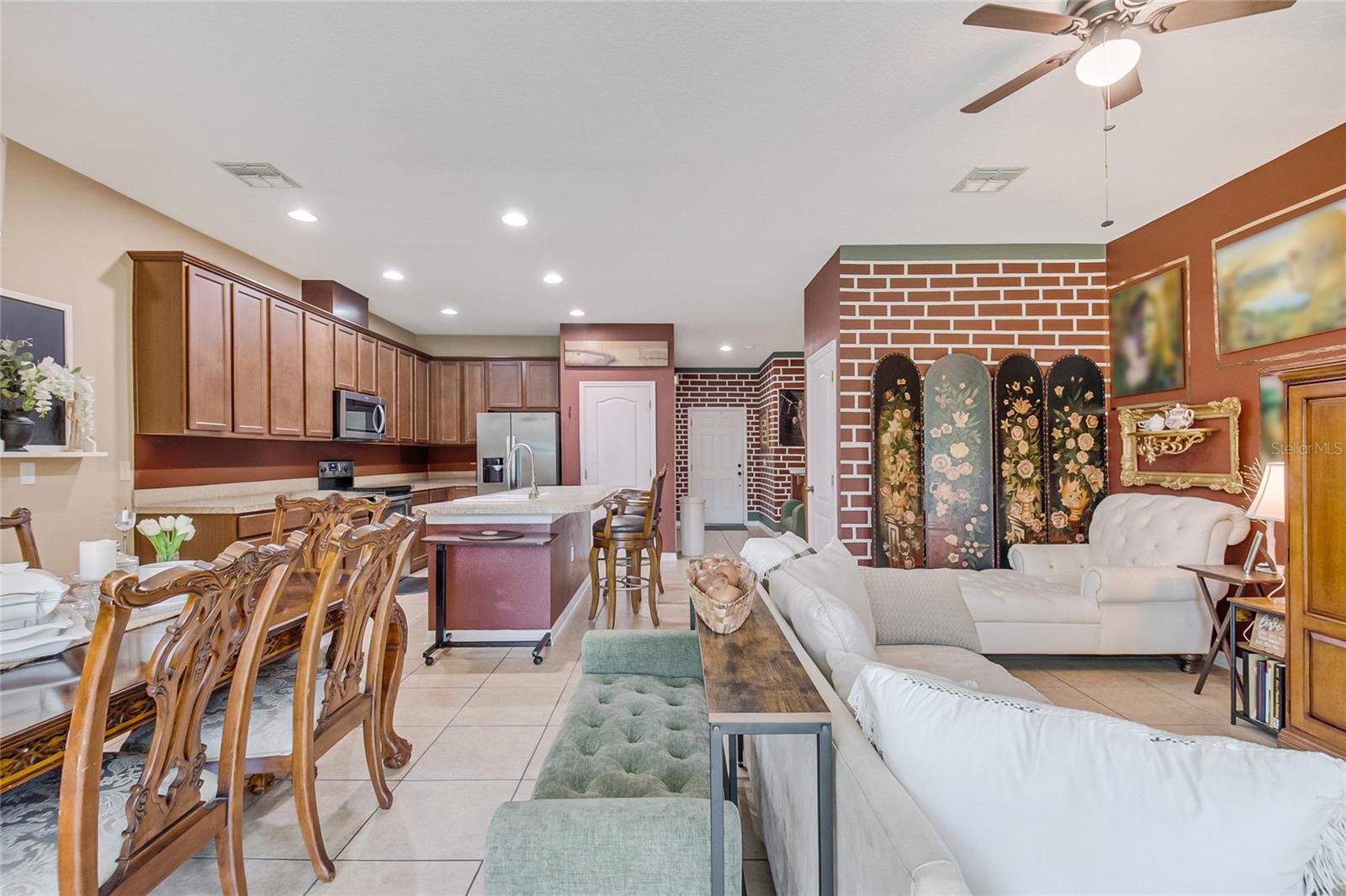 2685 RIVER LANDING DRIVE