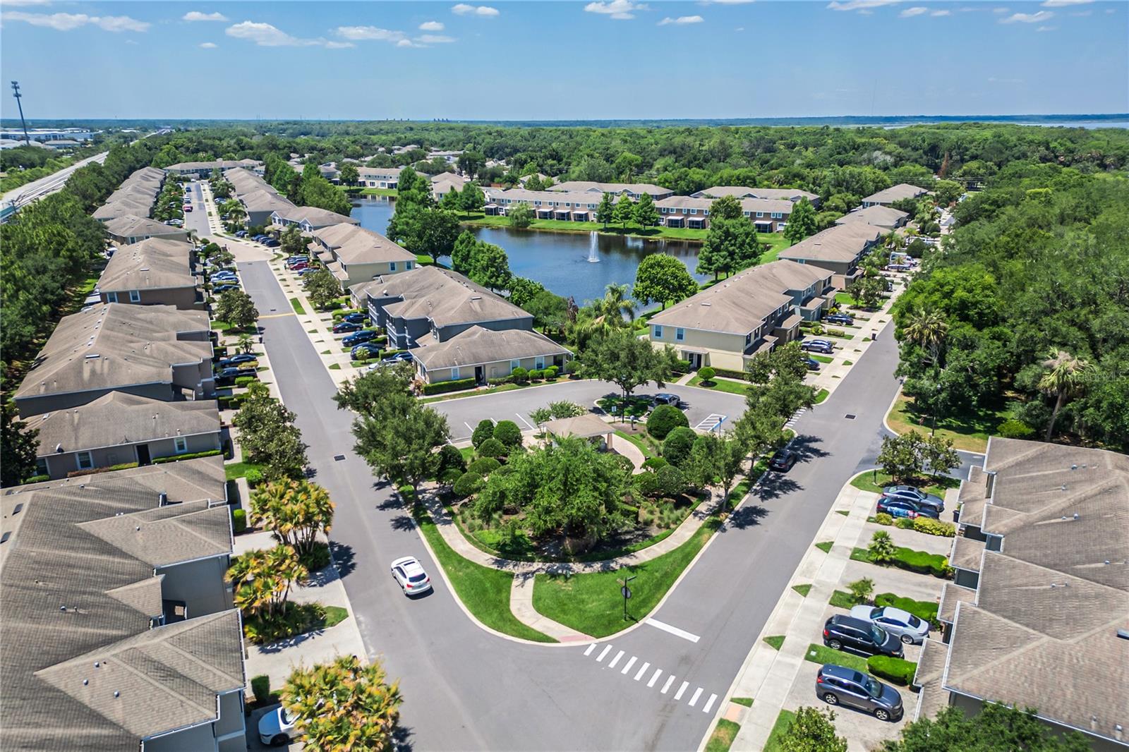 RIVERVIEW TWNHMS PH II - Residential