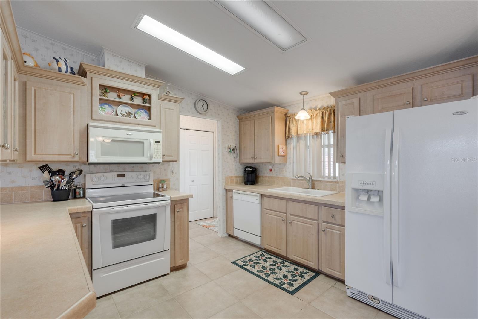 HARBOR COVE - Residential