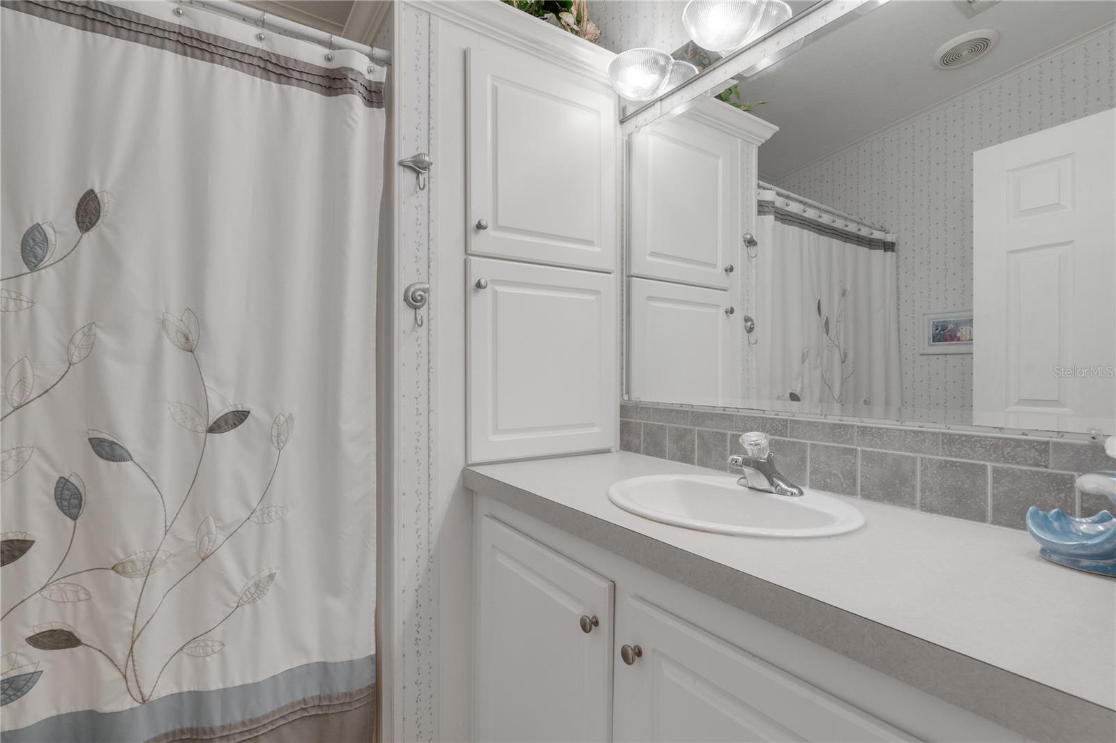 HARBOR COVE - Residential