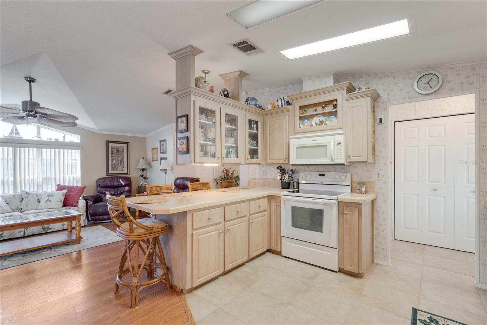 HARBOR COVE - Residential