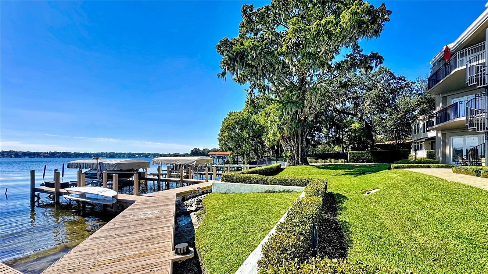 PERLE DU LAC - Residential