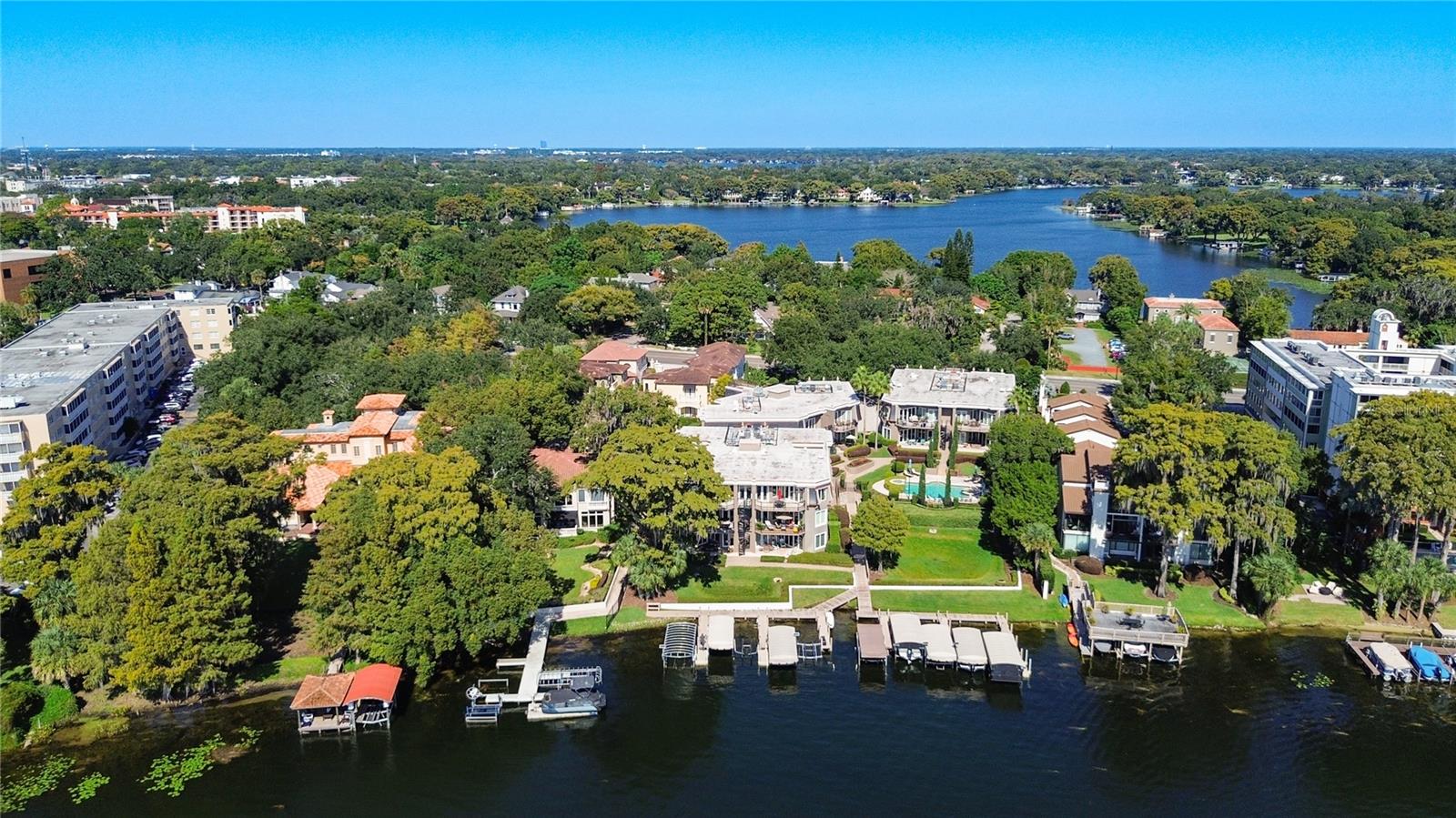 PERLE DU LAC - Residential