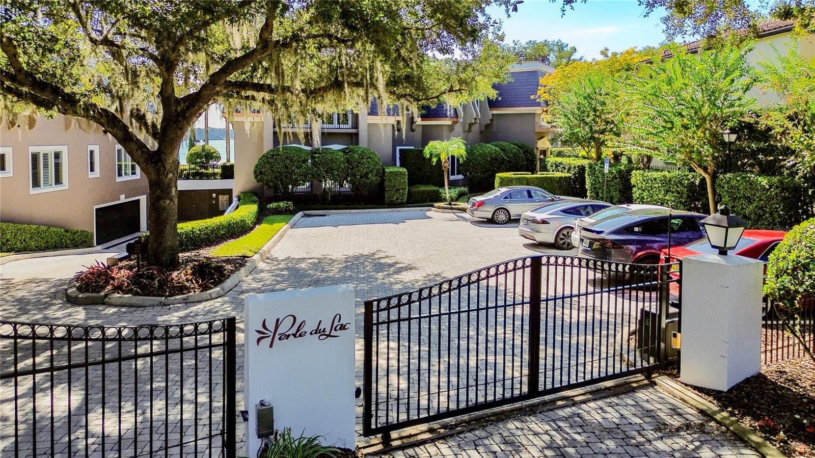 PERLE DU LAC - Residential
