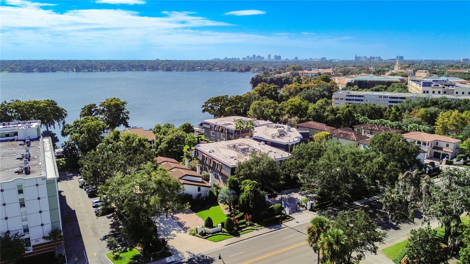 PERLE DU LAC - Residential