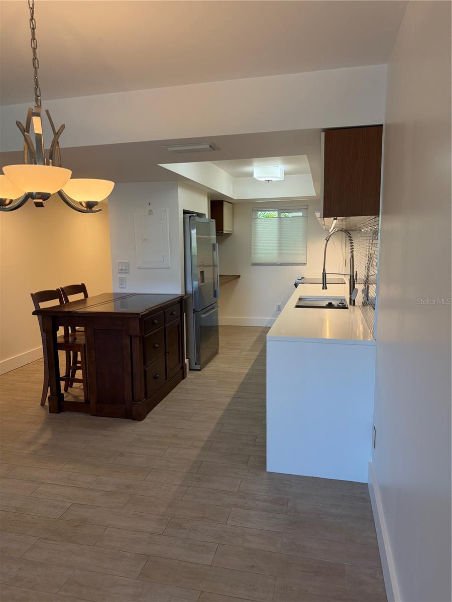 PLAZA GARDENS - Residential