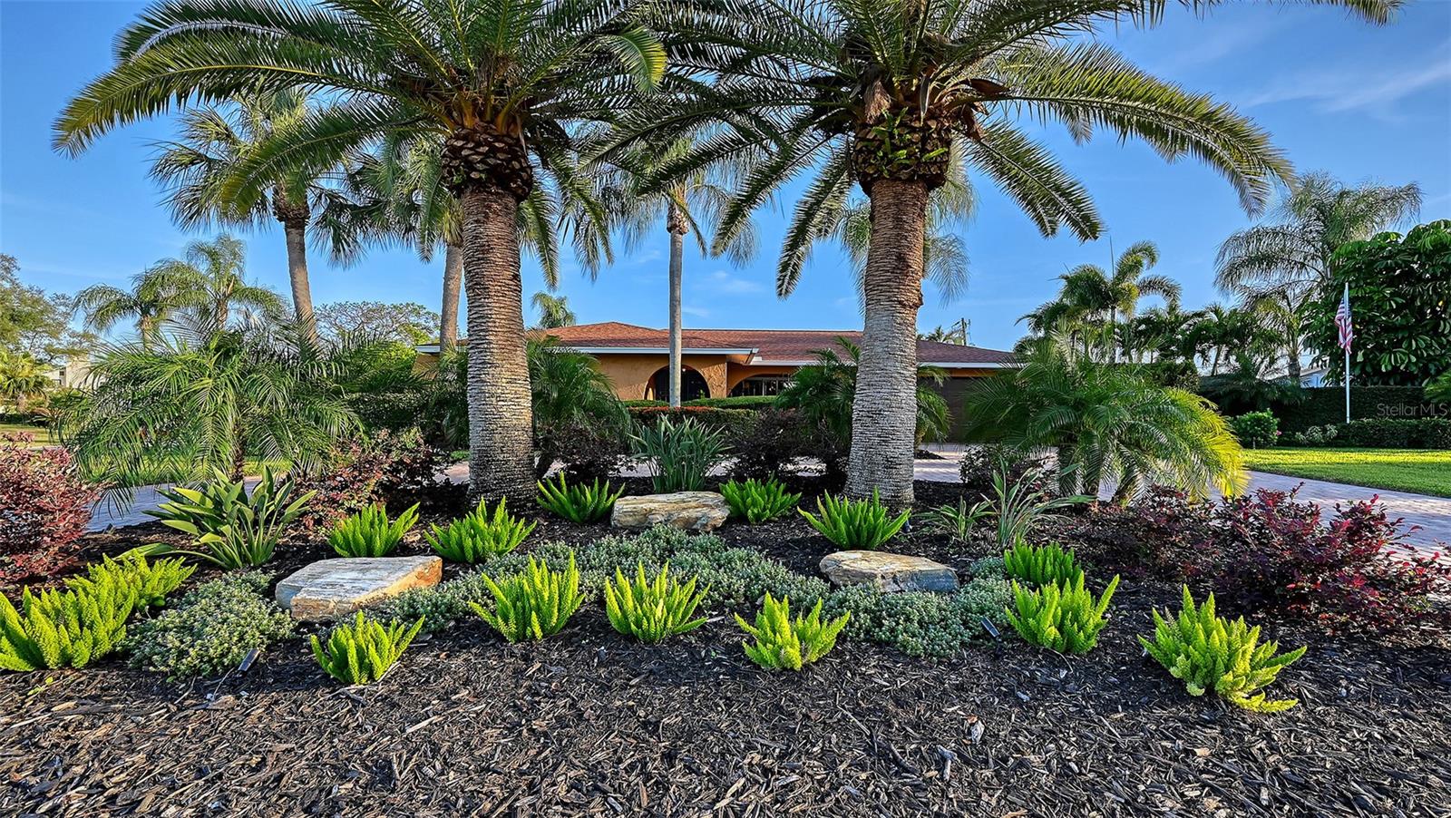 NORTH ISLES - Residential