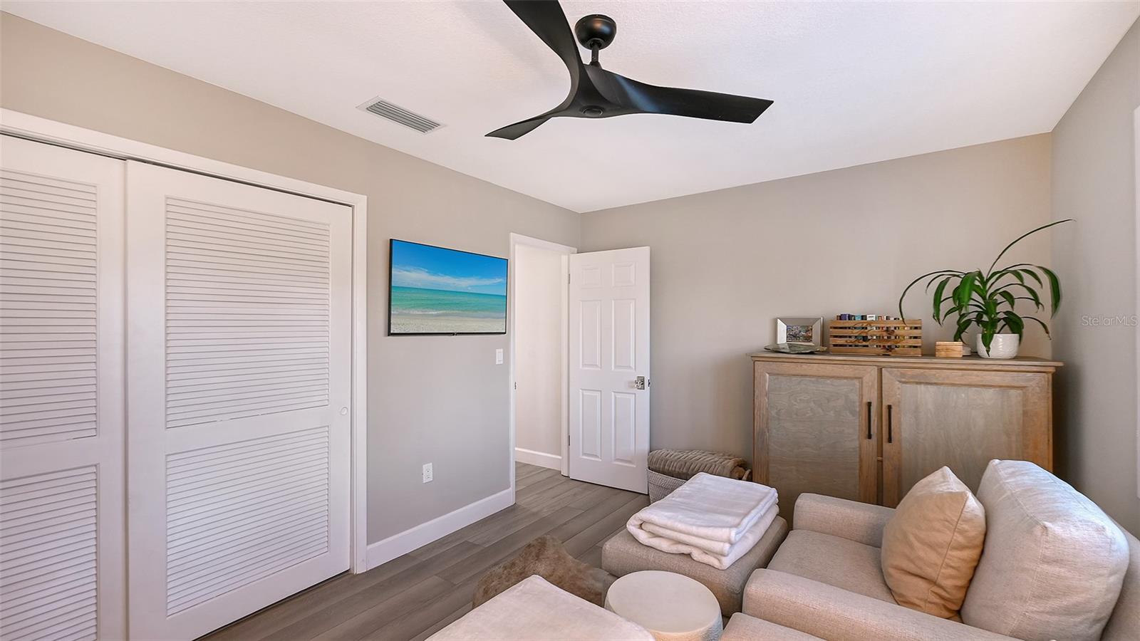 NORTH ISLES - Residential